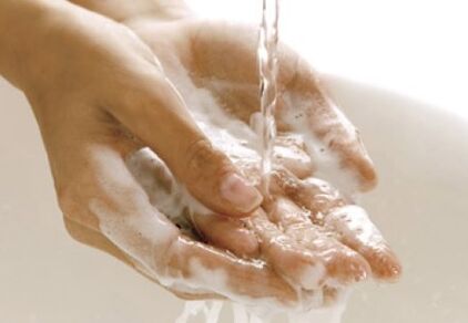 roku higiēna aizsargā pret parazītu iekļūšanu organismā
